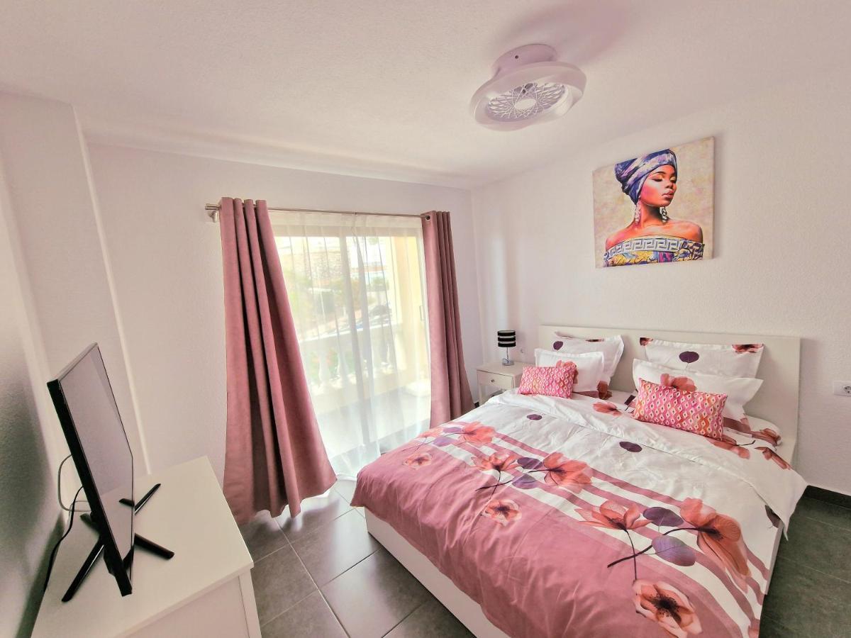 Rhea Calista Apartament Лос Кристианос Екстериор снимка