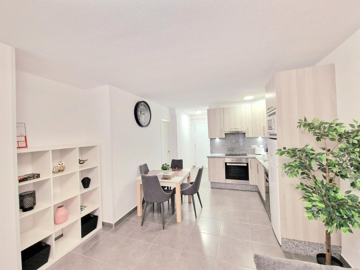 Rhea Calista Apartament Лос Кристианос Екстериор снимка