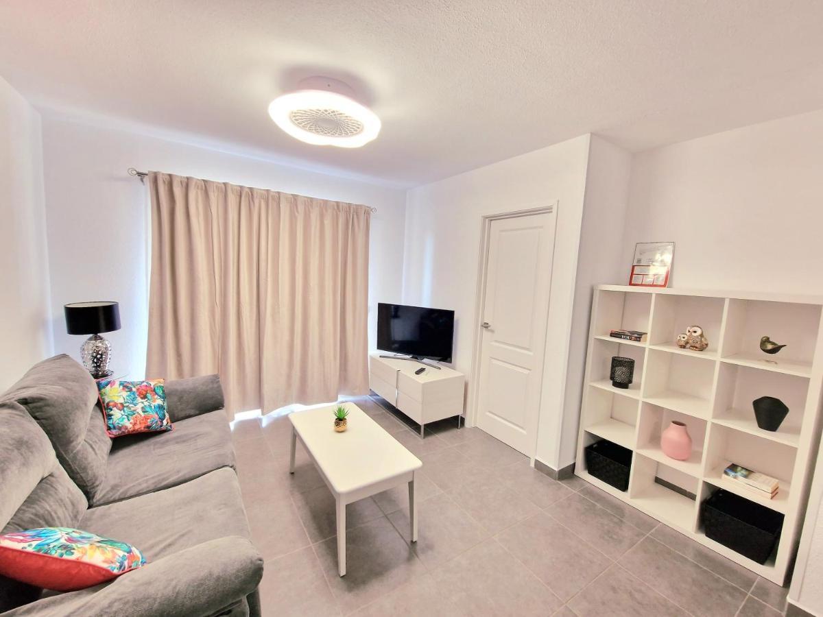 Rhea Calista Apartament Лос Кристианос Екстериор снимка
