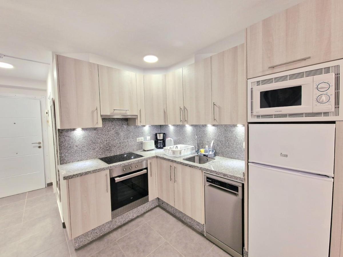 Rhea Calista Apartament Лос Кристианос Екстериор снимка