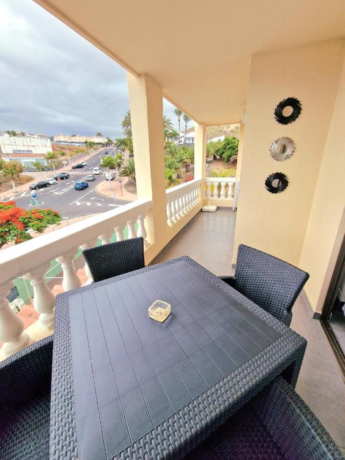 Rhea Calista Apartament Лос Кристианос Екстериор снимка